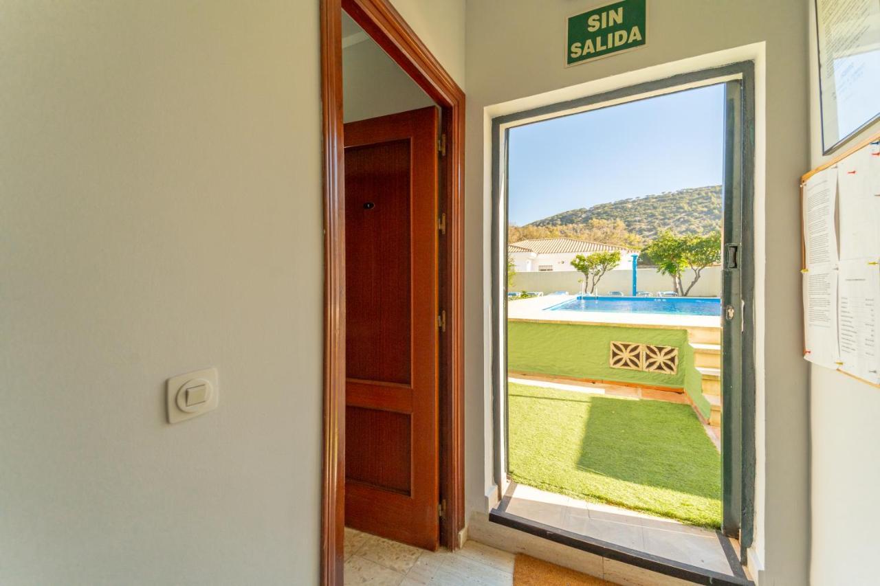 Hostal Miramar Los Canos De Meca Exterior foto